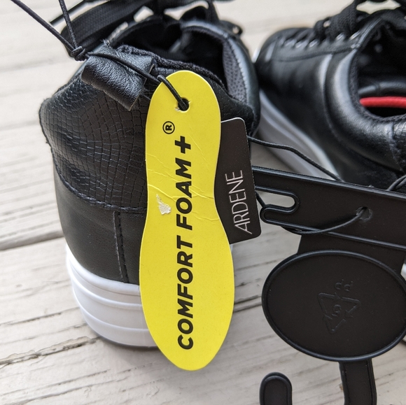 Ardene Black Platform Sneakers - Picture 6 of 10